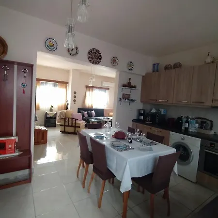 Giota's House Apartman *